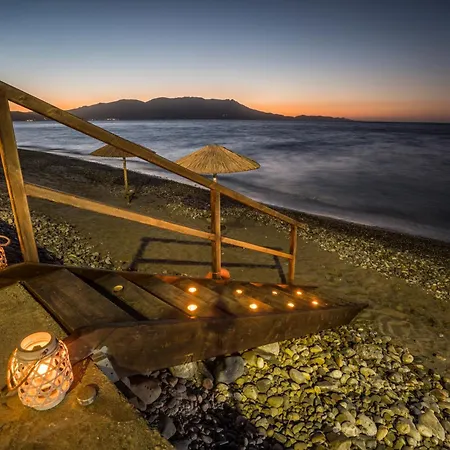Βίλα Big Blue Exclusive Beachfront