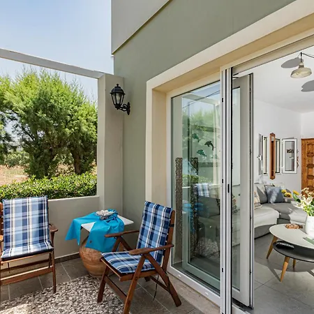 Big Blue Exclusive Beachfront * Κίσσαμος