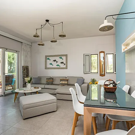 Big Blue Exclusive Beachfront Villa